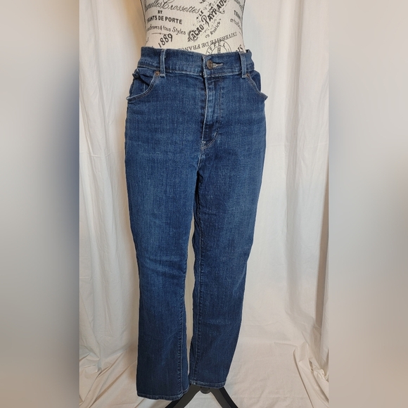 Levis Classic Straight - Picture 1 of 7